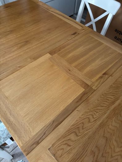 table & chairs