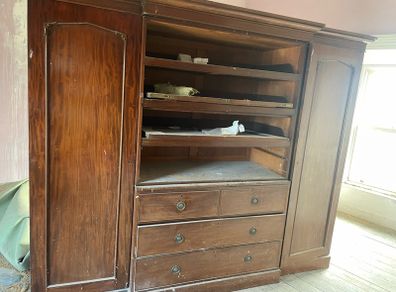 Vintage Wardrobe