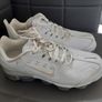Nike Vapormax Runners Image 6