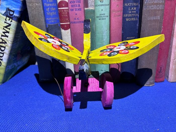 Vintage bird styled wooden toy