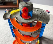 Hotwheels Mega Garage