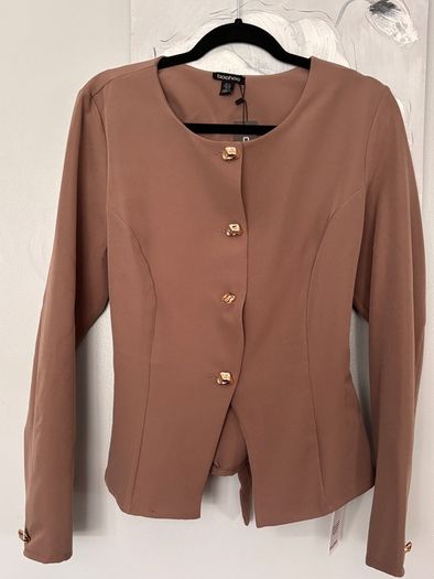Gold trim collarless blazer