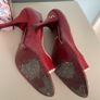 Woman's shoe's size 6 Image 3