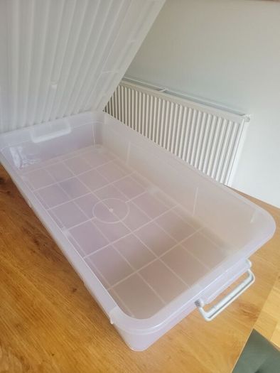 Plastic Storage Box on Wheels