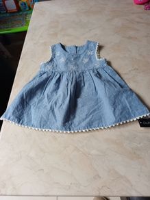 Dunnes  Stores  Baby Girls Embroidered  Dress. Age - 6-9 months. B.N.W.T.