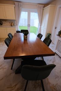 Solid Oak Dining table