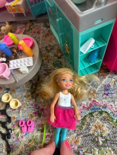 Barbie Campervan/Slide/Pool/Dolls/Accessories