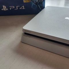 PS4 white 500GB