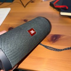 JBL Flip Essential 2