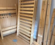 Bunk bed & 1 mattress