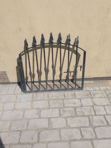 Gate
