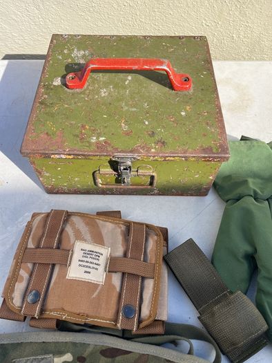 Army box and contents