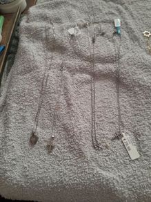 ladies silver chain and pendant