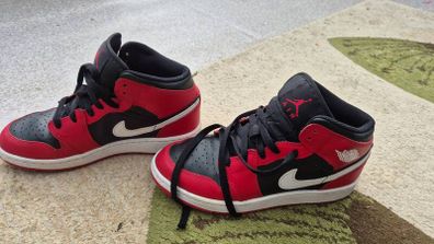 Nike Air Jordan size 4.5 boys
