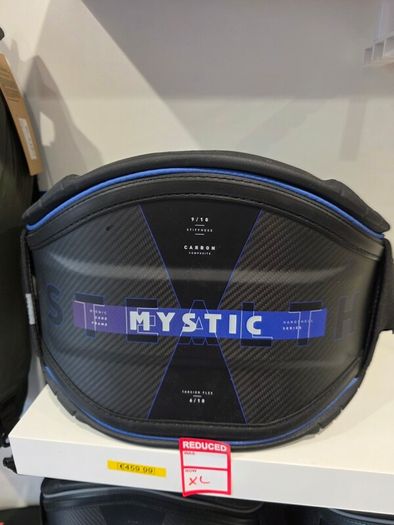 kitesurfing harness- mystic stealth harness 2025- brand new XL