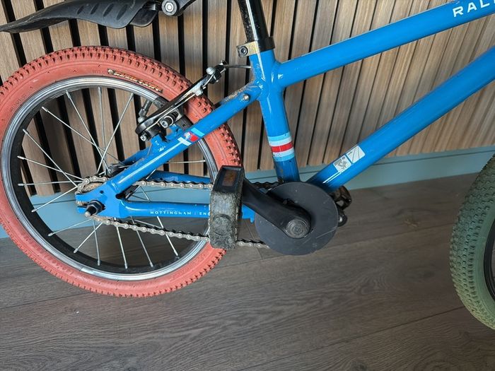 kids Raleigh bike 16inch one by gear  system brakes work