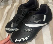 cycling shoes