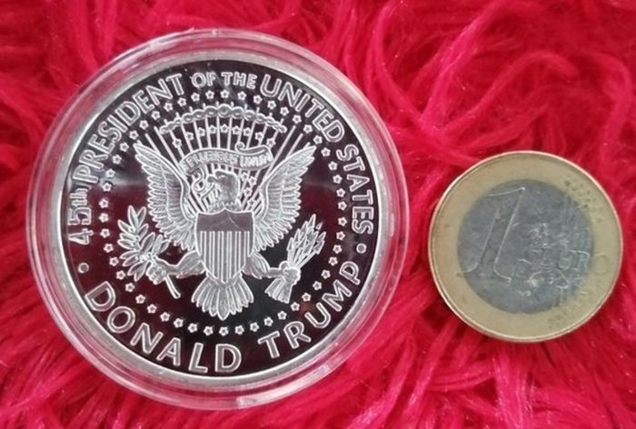 Donald Trump Novelty Collectable Coin