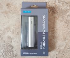 Zenso Portable Power Bank 2500mAh - with 50 cm mini Micro USB Cable - Silver