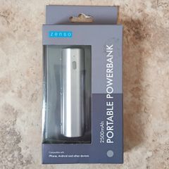 Zenso Portable Power Bank 2500mAh - with 50 cm mini Micro USB Cable - Silver