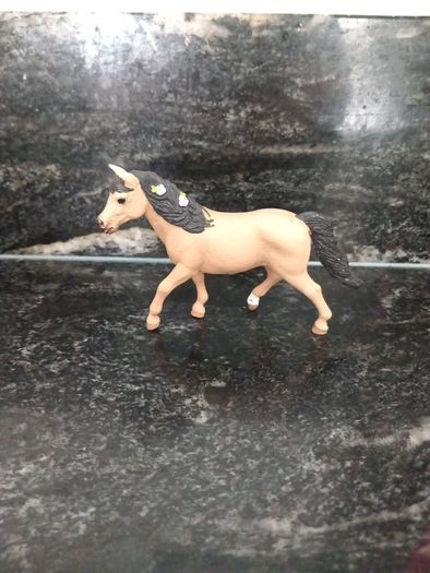 Schleich horses x 11