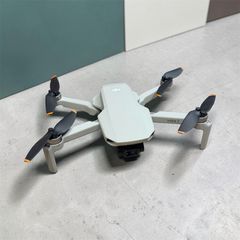 DJI Mini 2 Fly More Combo