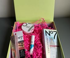 No7 Make Up and skincare gift box bundle