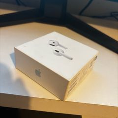 Apple airpods 4 ANC