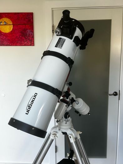 Omegon Advanced 150EQ Reflector Telescope, Like New