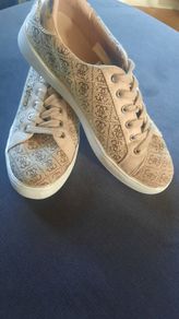 guess shoes