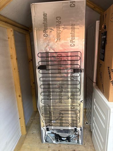 Siemens iQ300 Larder Fridge