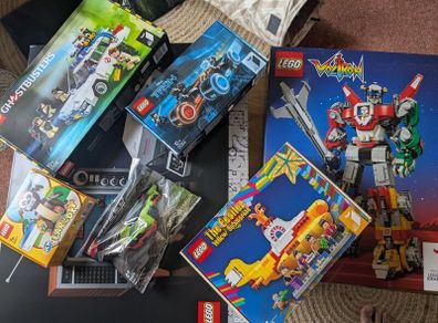 Lego Voltron, Ghostbusters, yellow submarine, Tron, Nintendo entertainment system
