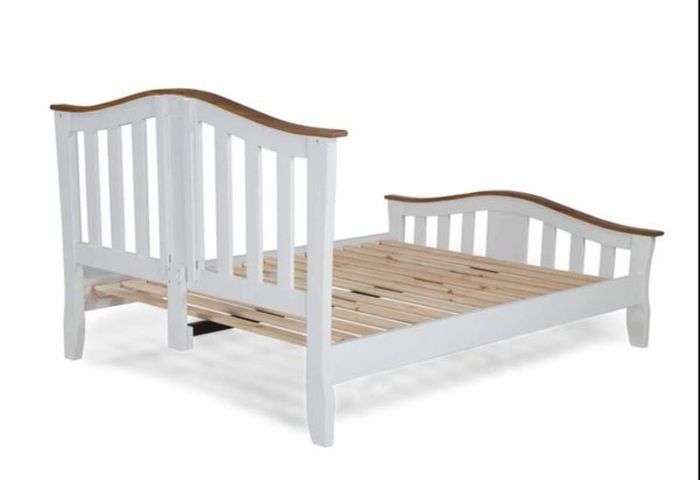 King size bed