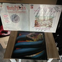 3 Monty Python lps