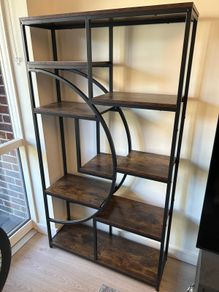 Shelf / Bookcase