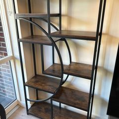 Shelf / Bookcase