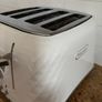 Toaster DeLonghi 4 slice Image 3