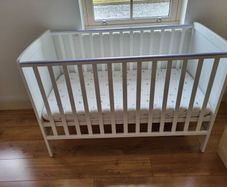 Baby cot