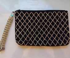 Clutch pouch