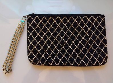 Clutch pouch