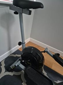 Cross trainer