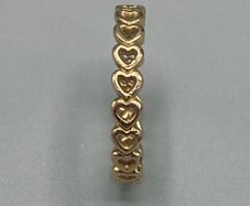 Pandora Band of Hearts Ring gold