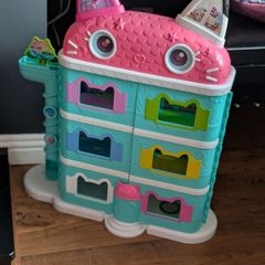 Gabby's Dollhouse
