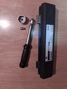 Normex 1/4 inch torque wrench 5-25 Nm + 32mm socket