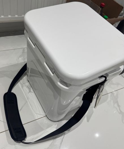 Yeti 24 Cool Box