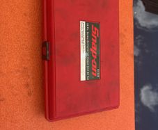 snap on exd35 easy out extractor kit and left hand cobalt drill bit set