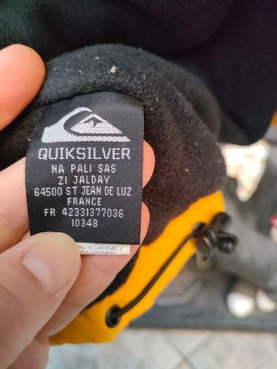 Vintage Quicksilver Ski Jacket  Size XL Fleece lined including the hood