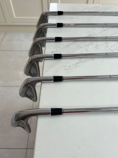 Golf - Srixon ZXi5 irons 5 to PW