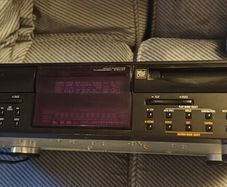 Grundig Fine Arts Cd And Minidisc Player