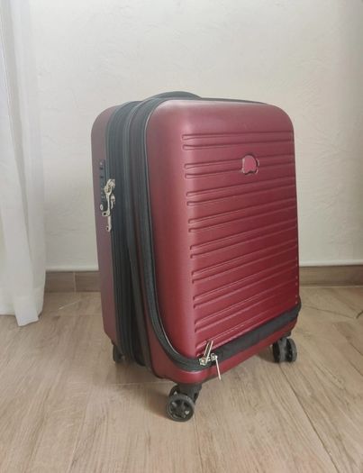 DELSEY cabin suitcase